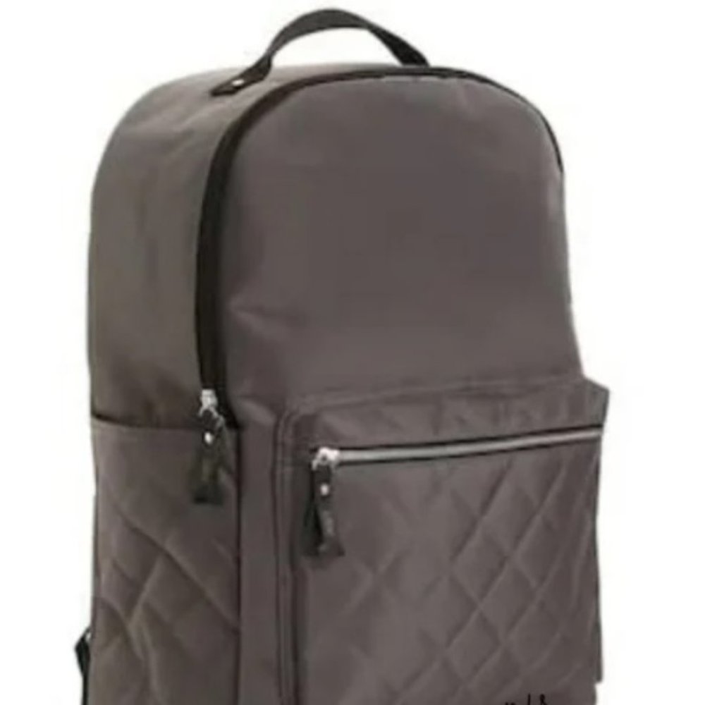 NWOT DSW Large Quilted Backpack Gray Black